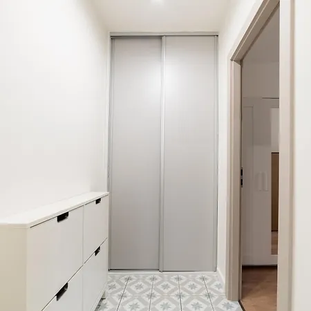 Osiedle Sobieskiego Comfort By Bookinghost Apartmán